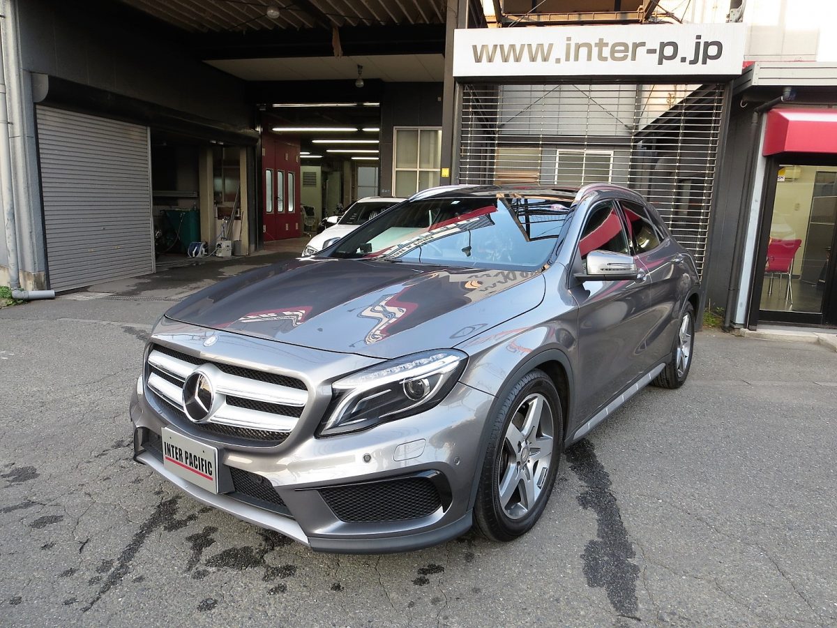 メルセデスベンツ GLA250　板金塗装 修理 事例